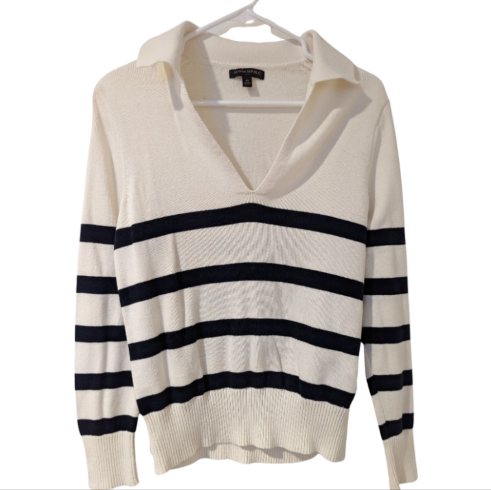 Banana Republic collared knit top, medium